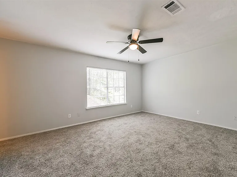 2203 Riverford Dr — Photo 26