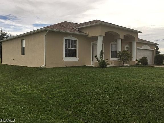 2nd image of 2200 NE 3rd Ave