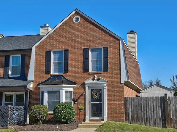 471 San Roman Dr, Chesapeake, VA 23322