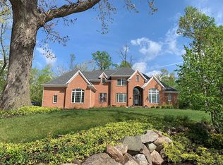 6636 Cottage Hill Ln NE, Cedar Rapids, IA 52411