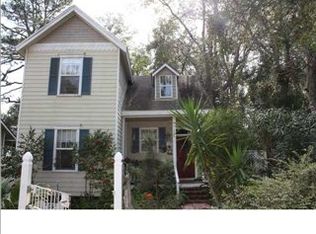 236 Prado St, Apalachicola, FL 32320