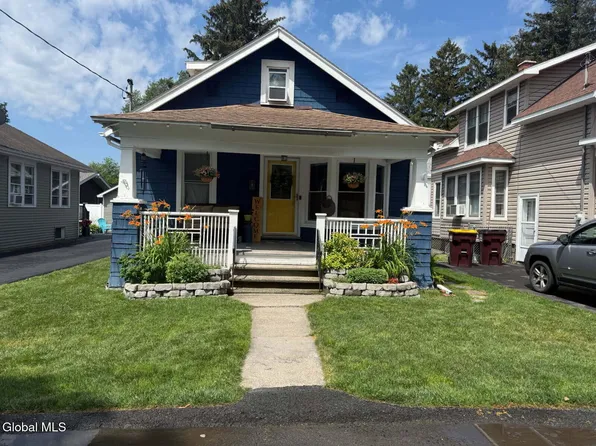 17 Wayne Street, Troy, NY 12180