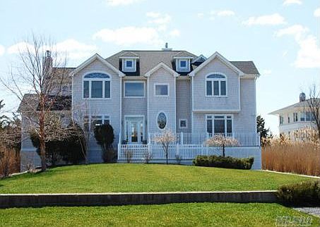 1st image of 3 Bay Meadow Ln