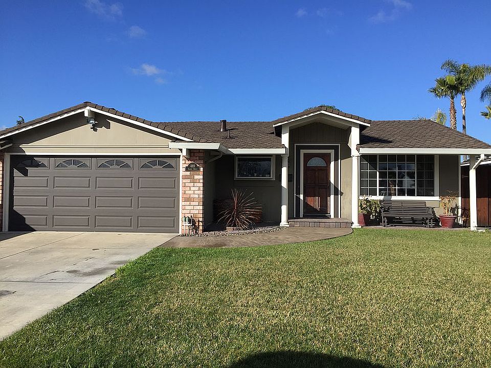 1st image of 469 Safari Dr