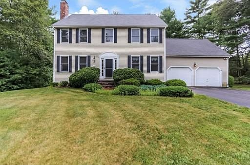 1st image of 10 Hemlock Ln