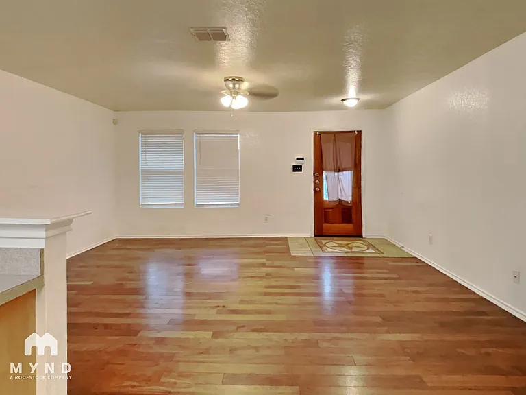 4523 Rothberger Way — Photo 2