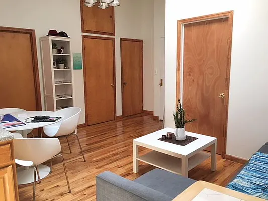 Rented by Nooklyn NYC LLC | media 8