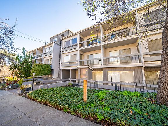 2nd image of 330 Adams St APT 209