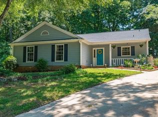 9001 Waggoneer Cres, Charlotte, NC 28270