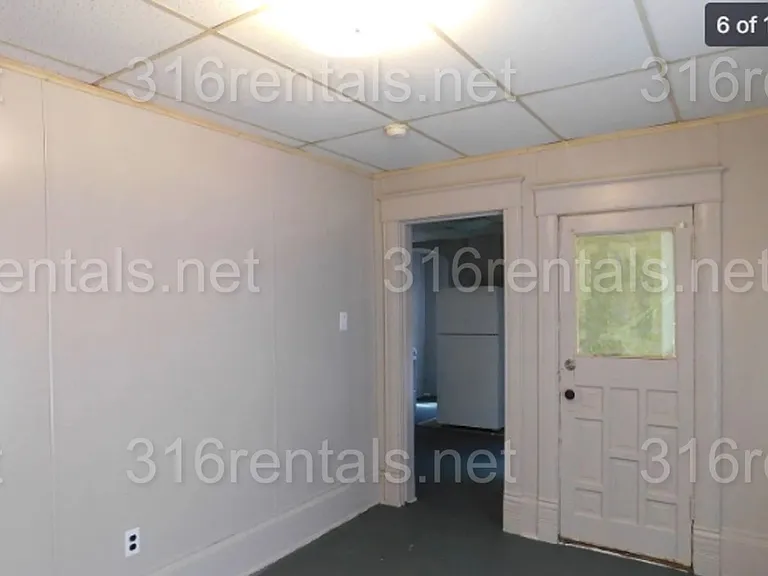 316 S Taylor — Photo 14