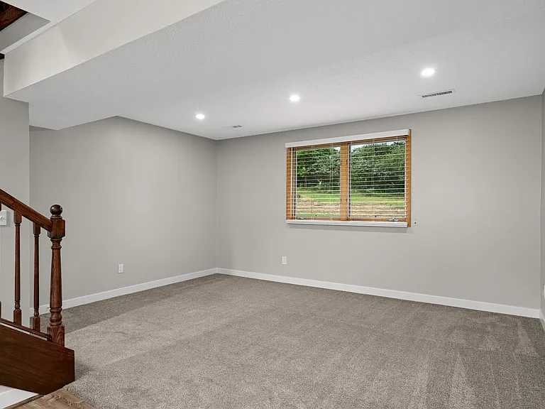1349 Easter Ln — Photo 7