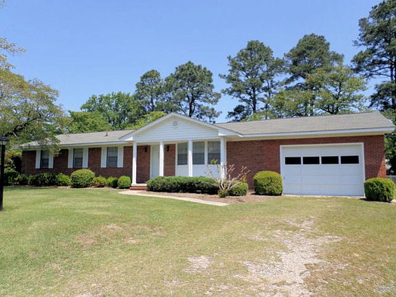4th image of 403 Southwood Dr