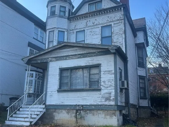 222 E End Ave, Pittsburgh, PA 15221