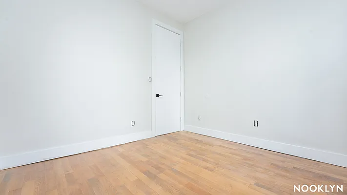 Rented by Nooklyn NYC LLC | media 25