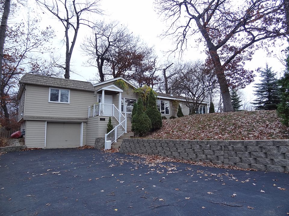 Mature trees, landscaping