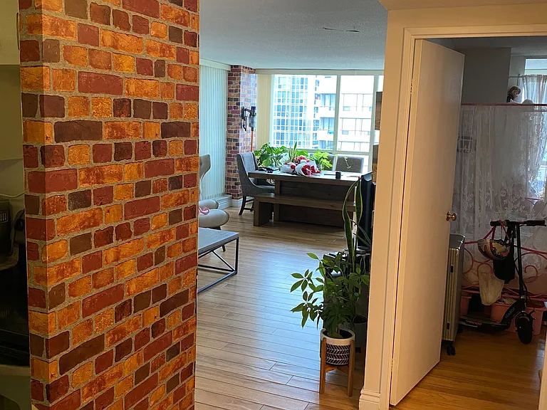 5765 N Yonge St #1504 — Photo 9