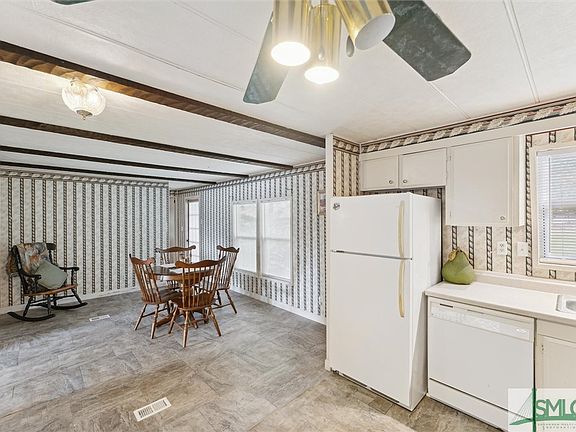 3rd image of 370 Wild Heron Drive