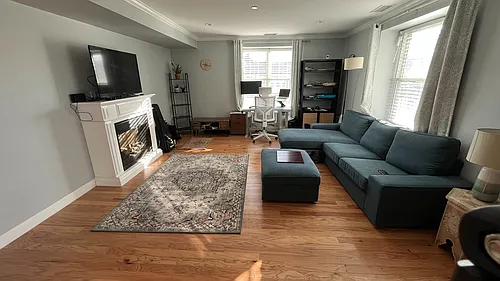 426 Main St #111 Photo 1