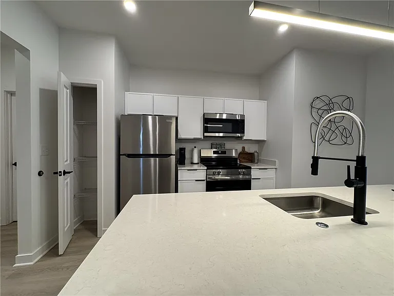 205 Erie Ridge Dr — Photo 5