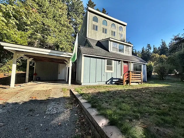 1910 Corbet Drive - 1 — Photo 1