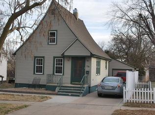 716 W 30th St, Kearney, NE 68845