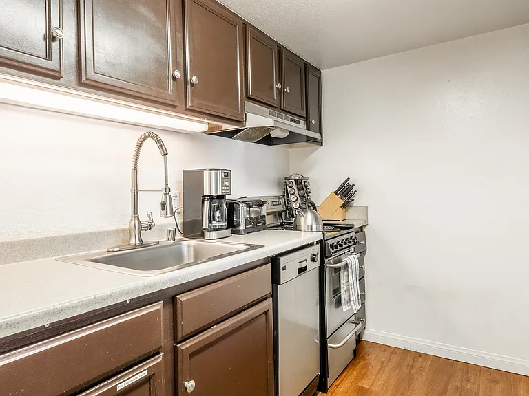2289 Sierra Nevada Rd #K11 — Photo 15