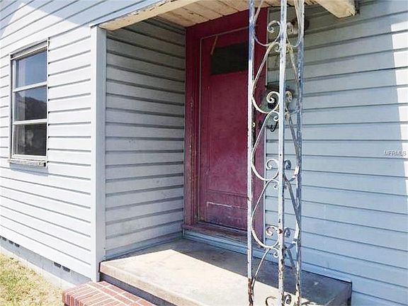 4th image of 4741 Emerson Ave S