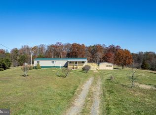 530 Jordans Way, Shanks, WV 26761