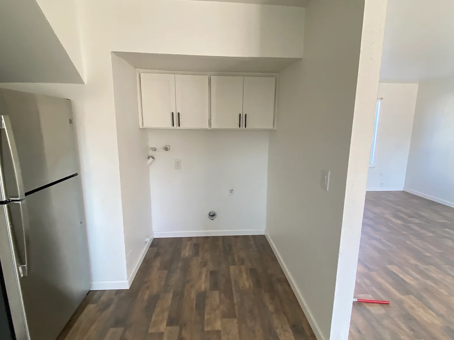 3 bed, 1137 sqft, $2,950 — Photo 4