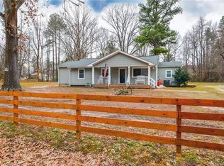 8463 Lincoln Rd, Mechanicsville, VA 23116