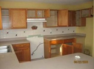 448 Julia Dr, Romeoville, IL 60446