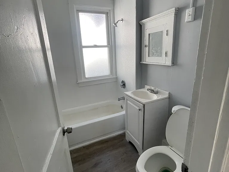 23 Vermont St #3 — Photo 6