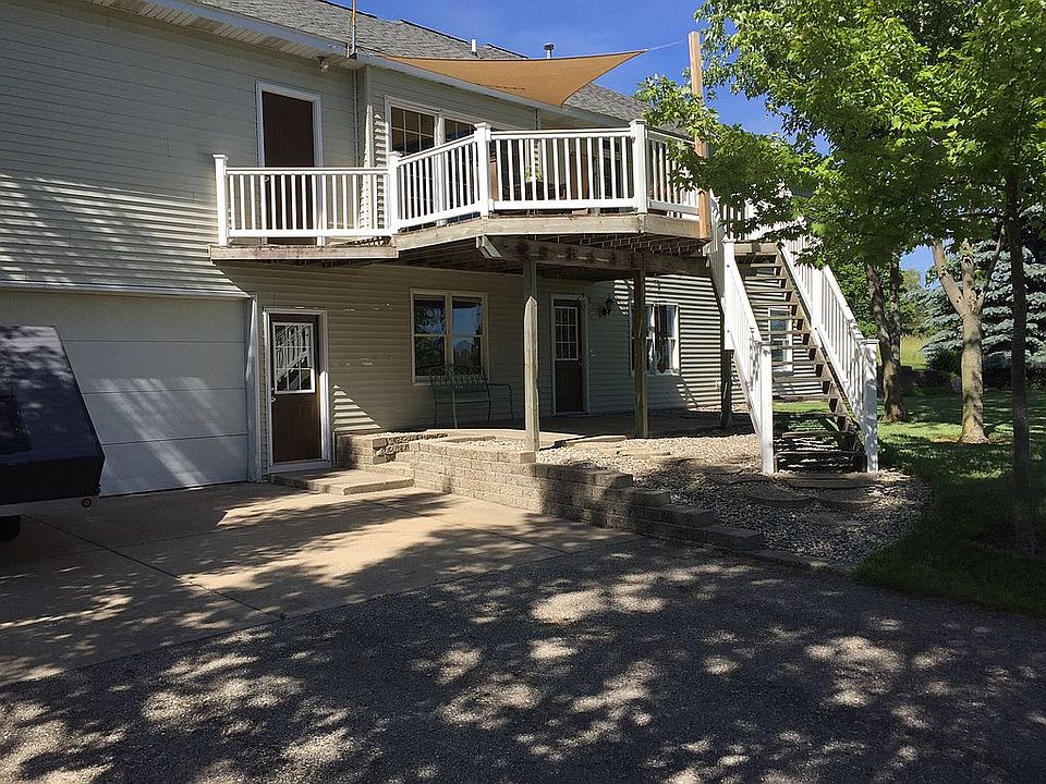 2nd image of 6630 Warner St