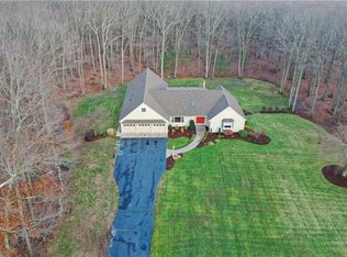 244 Beechwood Dr, Cranston, RI 02921