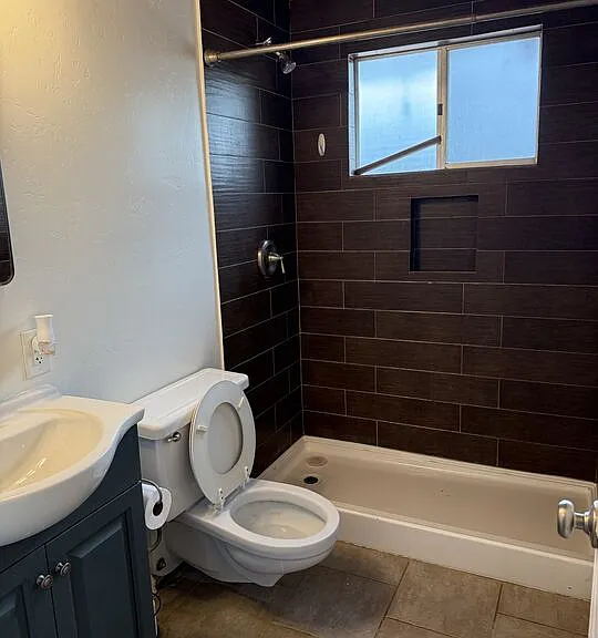42995 Sunset Dr — Photo 2