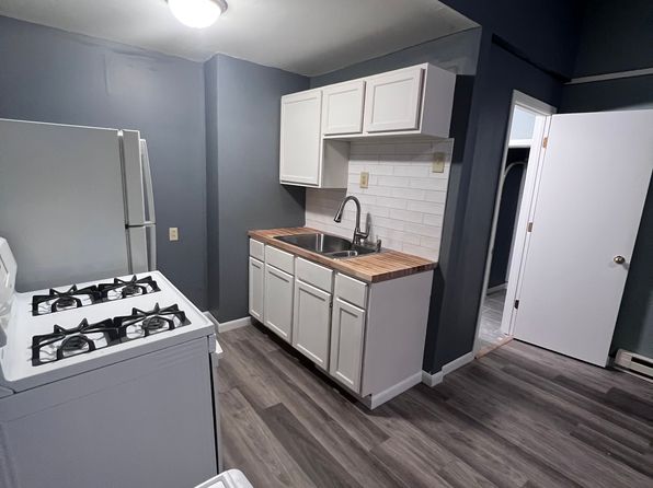 430 Case Ave APT 2