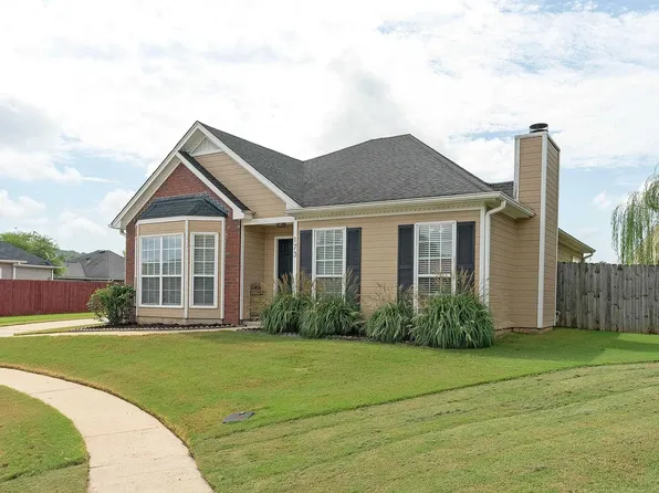 173 Stonebridge Cir, Pelham, AL 35124