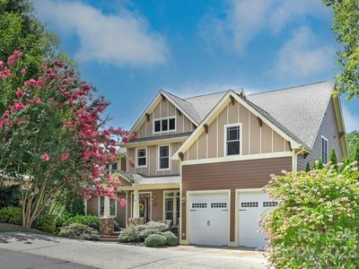 39 Village Pointe Ln, Asheville, NC, 28803