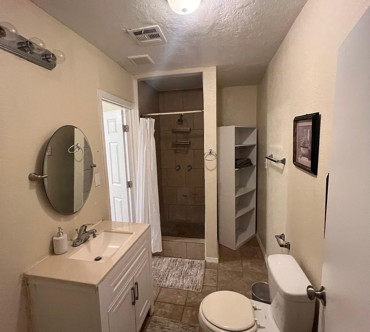 2 bed, 1100 sqft, $1,250 — Photo 4