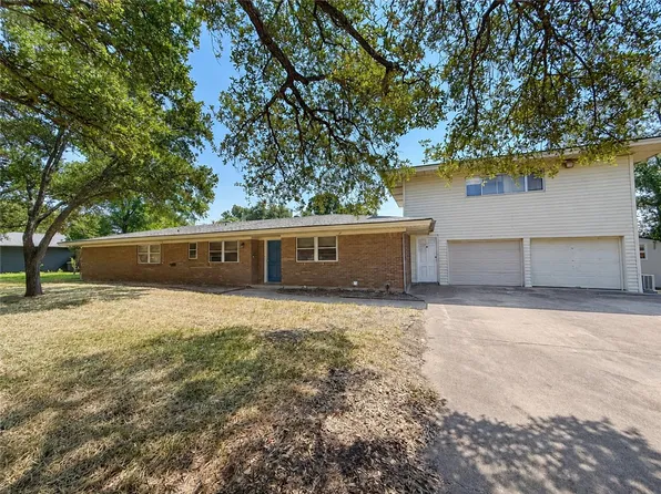 2306 Kent St, Bryan, TX 77802