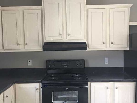 2nd image of 4747 E Bluegrass Dr