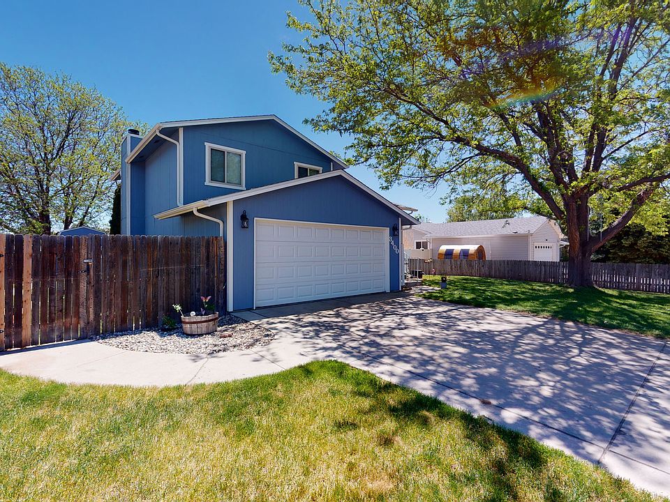 A 3400-Belmont-Ave-front-yard(1).jpg