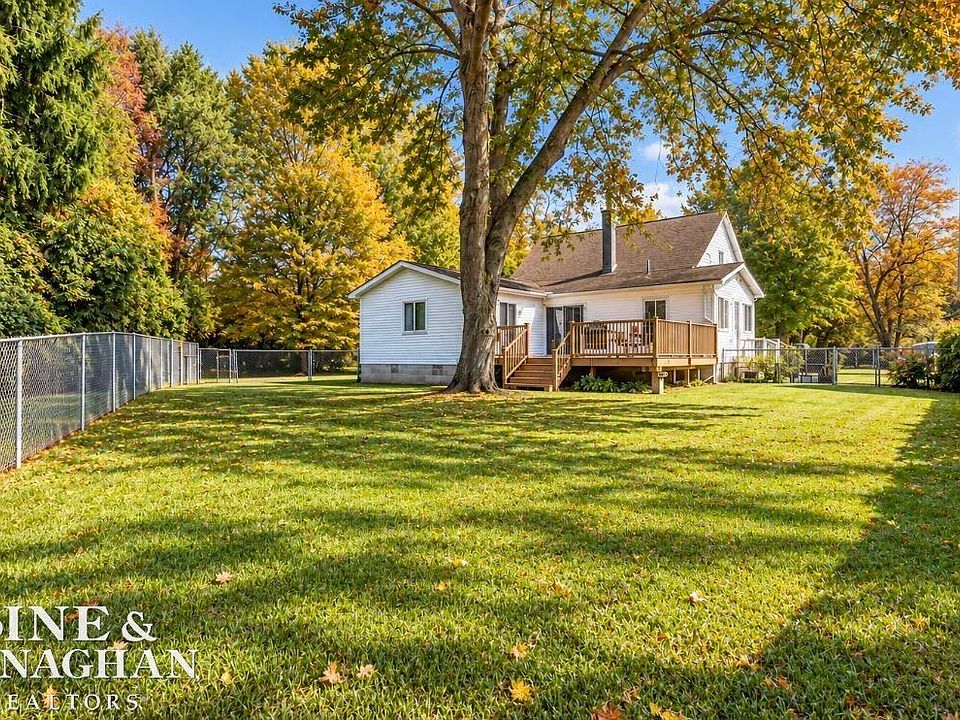 8922 Stone Rd, photo 3