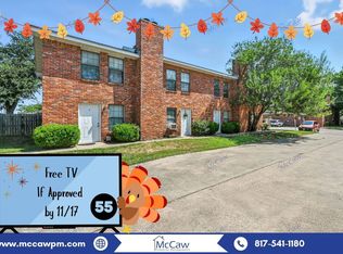 210 Rolston Rd APT 3, Irving, TX 75060