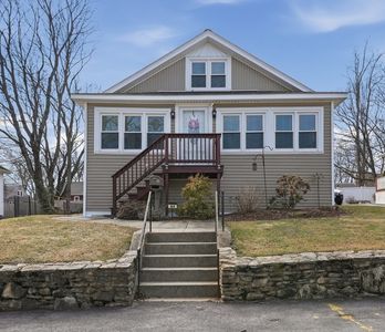84 Eureka St, Worcester, MA, 01603