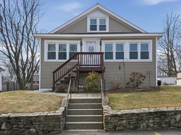 84 Eureka St, Worcester, MA 01603