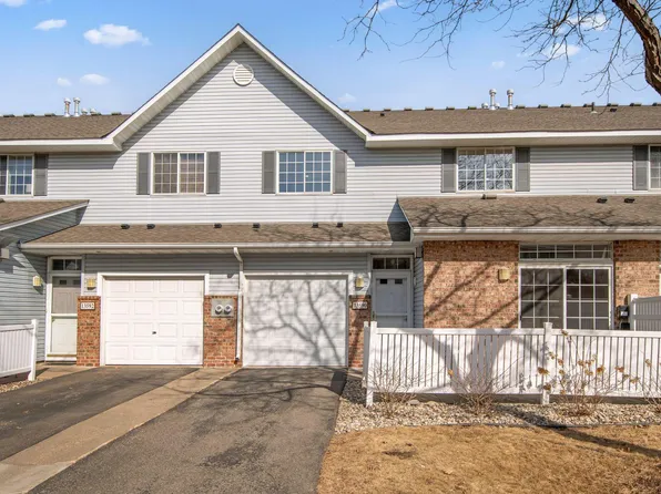 13590 Carmody Dr, Eden Prairie, MN 55344