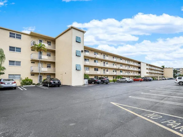 2615 NE 3rd Court #308, Boynton Beach, FL 33435