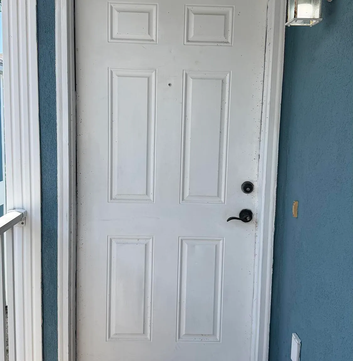 12 bed, 4752 sqft, $1,550 — Photo 2