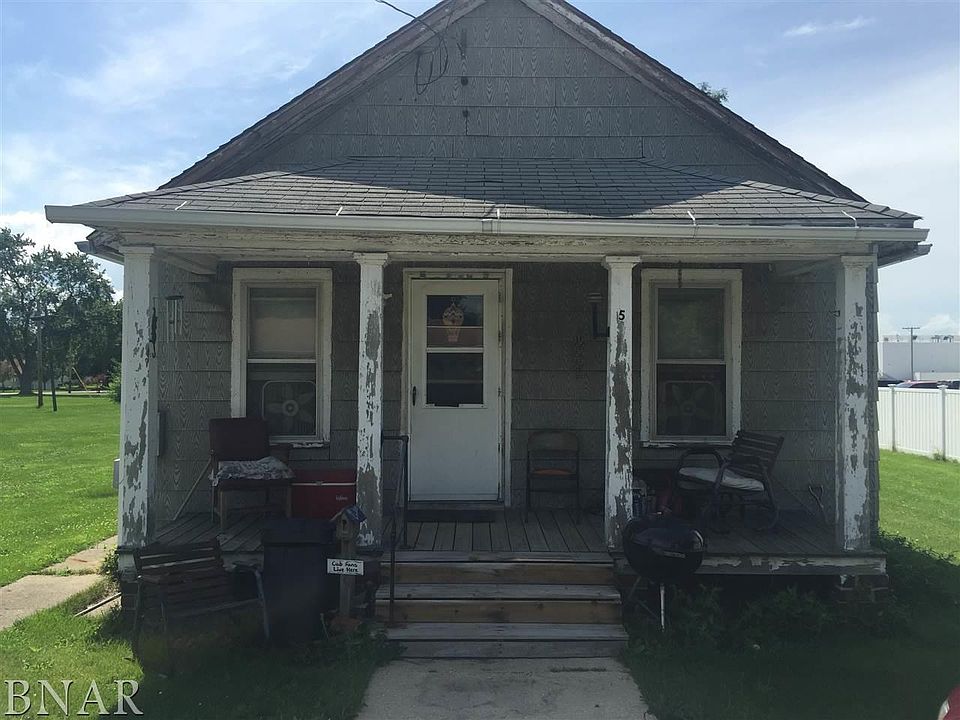 2nd image of 515 N Cedar St
